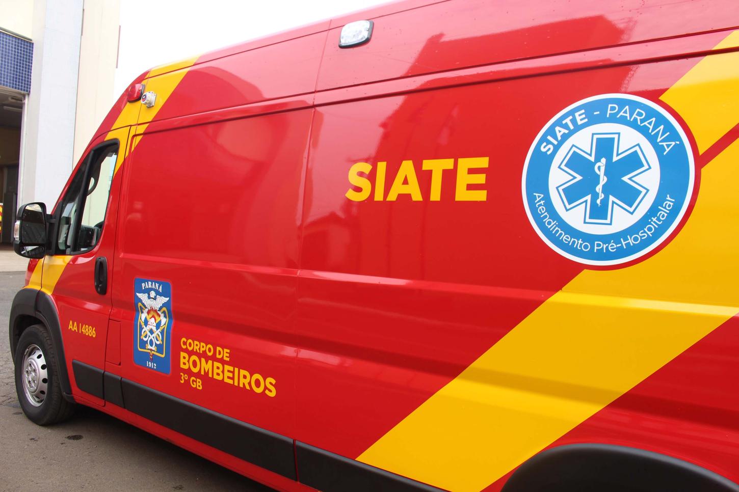 Homem de 57 anos cai de telhado durante limpeza e é resgatado pelos Bombeiros em Jardim Alegre