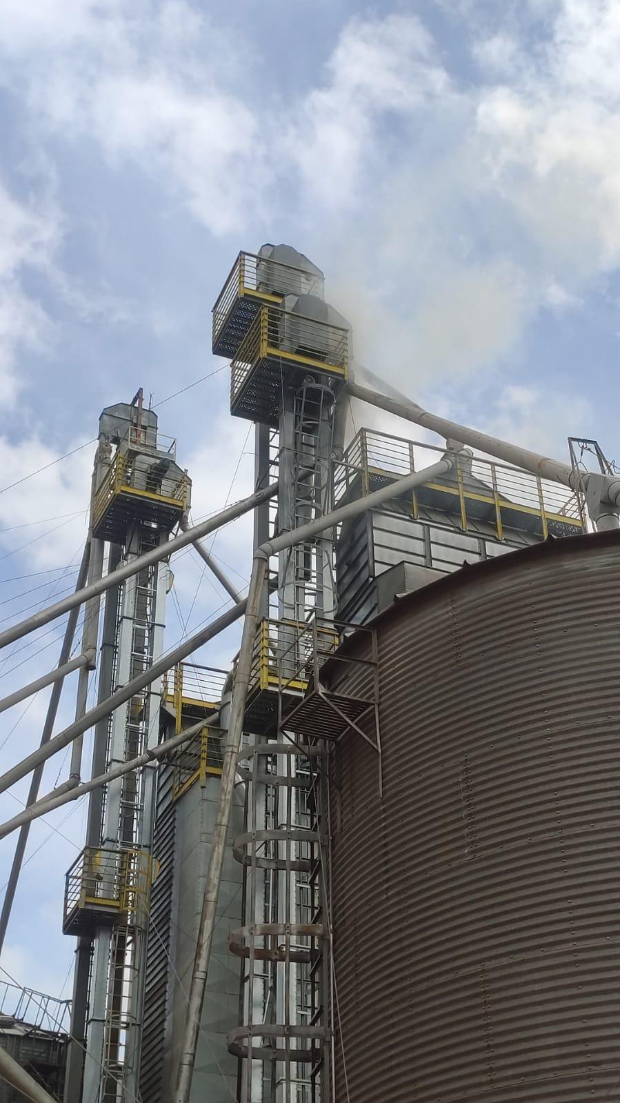 Incêndio atinge secador da Agrícola Cortez em Faxinal