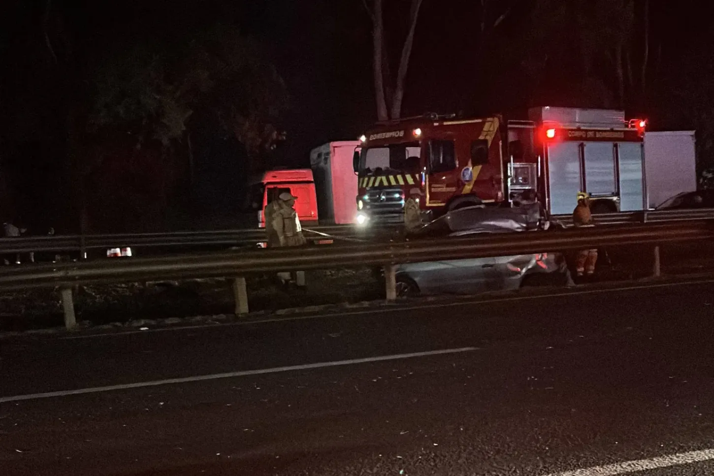 Jovem de morre em capotamento e pai socorrista chega na hora em Mauá da Serra