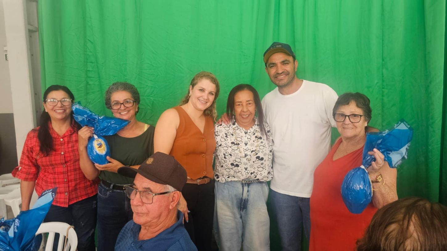 Mauá da Serra celebra melhor idade com confraternização especial