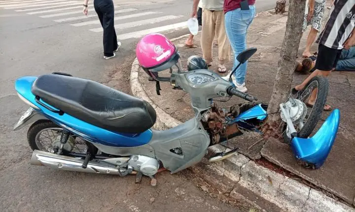 Acidente de moto em Faxinal deixa um ferido com fratura na perna