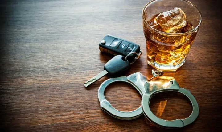 Motorista bêbado é preso dirigindo sem habilitação em Faxinal